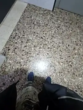 chicnormal35 (Ask my age) - Me toco en la calle