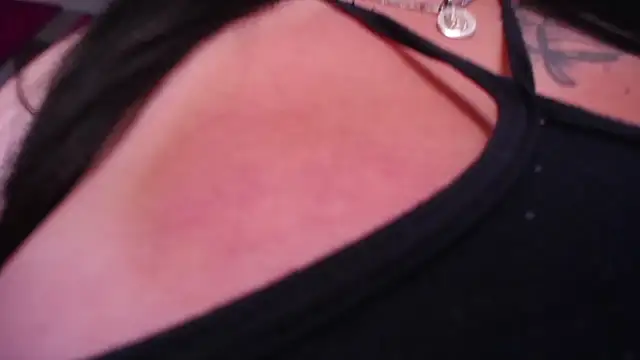 Penelope_Tits live sex cam