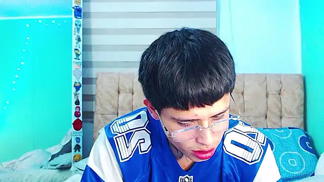 _justinmoon2 - _justinmoon2's free webcam - UK Sex Cams