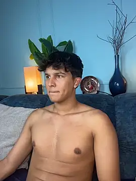 Leo_Savage_ live sex cam