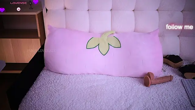 pussylovekate (F milf) - dildo fuck my sweet creamy pussy mmmmmm