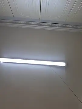 Thasha8 live cam profile