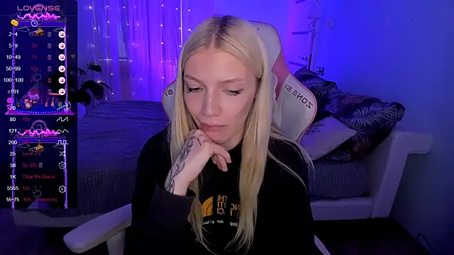 anyataylor_ - AnyaTaylor_'s free webcam - UK Sex Cams