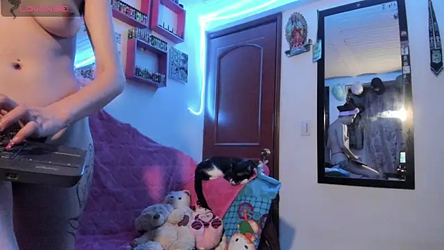 rebecahart - Rebecahart's free webcam - UK Sex Cams