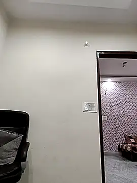 Webcam Model (SEEMA_127)  is live.Free join now!