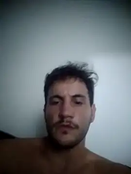 rjroundthewrld - RjroundtheWRLD's free webcam