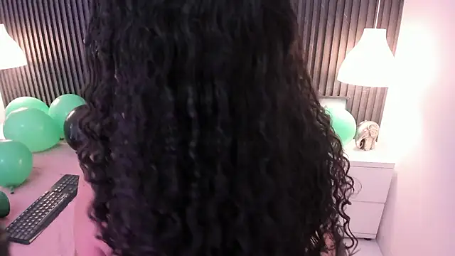 lena_ricci - Lena_Ricci's free webcam - UK Sex Cams