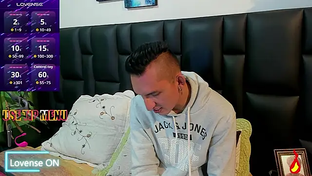 mike_waters - Mike_Waters's free webcam - UK Sex Cams