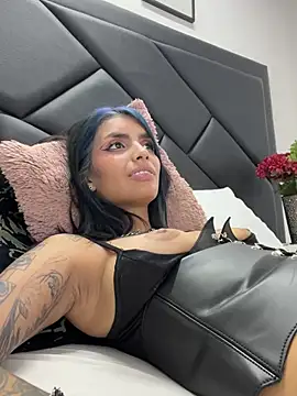 deuxgold - DeuxGold's free webcam - UK Sex Cams