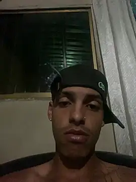 aleexxx_2005 (M twink) - Corrida