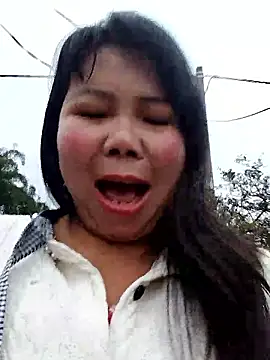 lusy-00 - Lusy-00's free webcam