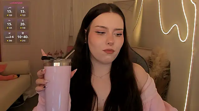 coramiel - CoraMiel's free webcam - UK Sex Cams