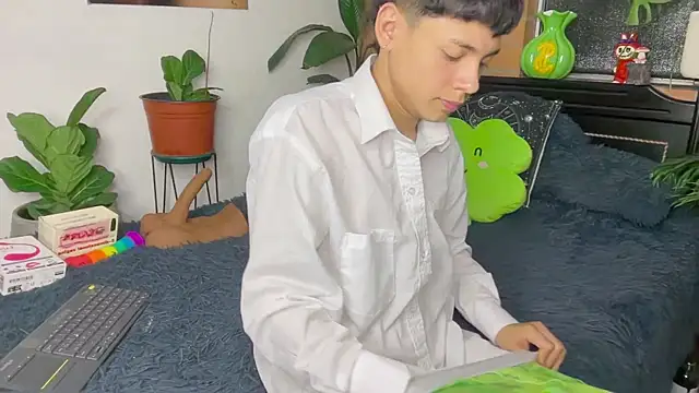 andy_belier23 (M twink) - 🍀✨super cum show✨🍀