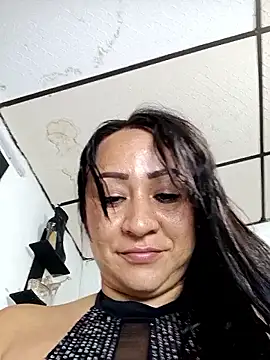 alondraabrown live sex cam