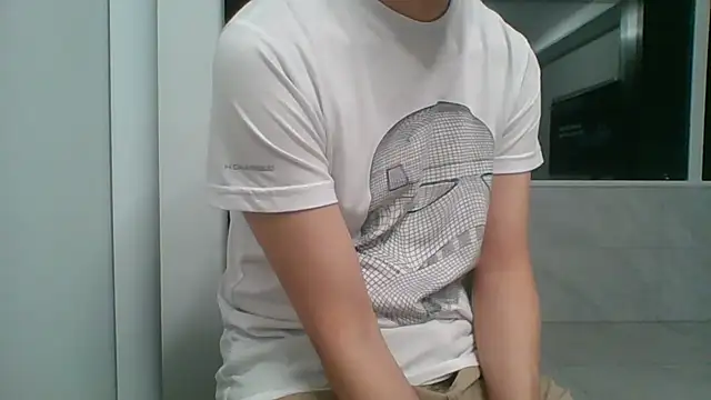 nole_china7 (Ask my age) - talk / fun / cum