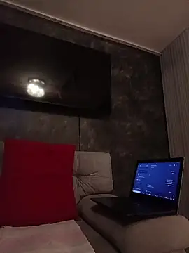 Webcam Model (IsisBlake)  is live.Free join now!