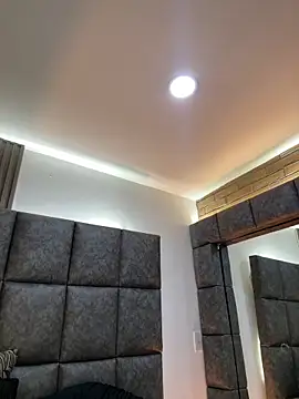 brigittevons (F young) - spank my buttocks 🍑