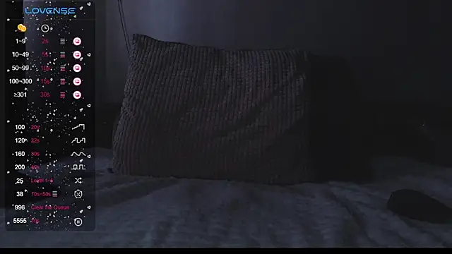 BecaHert live sex cam