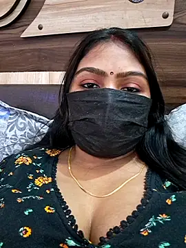 Cute-Ananyaa Live Webcam on Stripchat