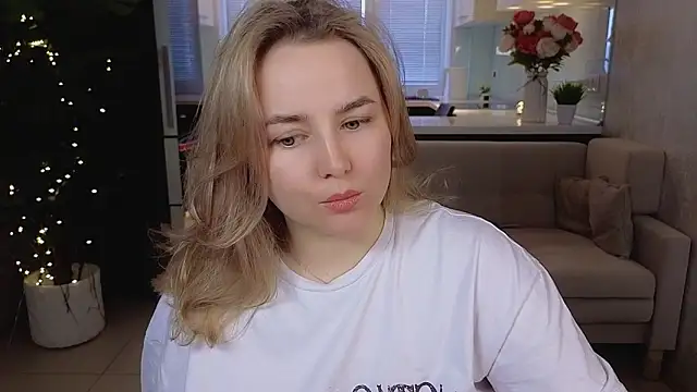 mira_mermayd - Mira_Mermayd's free webcam - UK Sex Cams