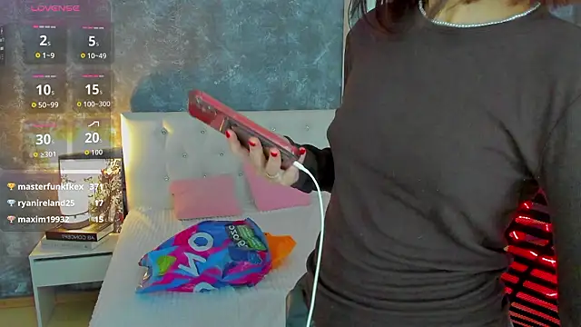 tina_xx_tina - Tina_xx_tina's free webcam - UK Sex Cams