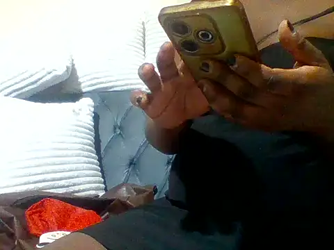 zee66658 - Zee66658's free webcam - UK Sex Cams