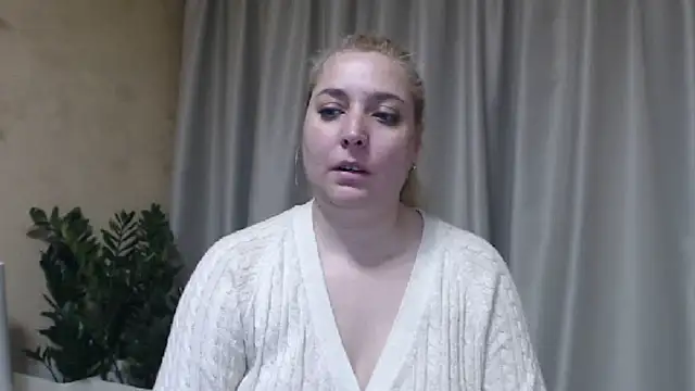 sweetpussy13 - Sweetpussy13's free webcam - UK Sex Cams