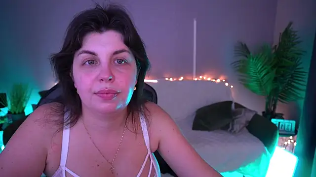 mirandawong - MirandaWong's free webcam - UK Sex Cams