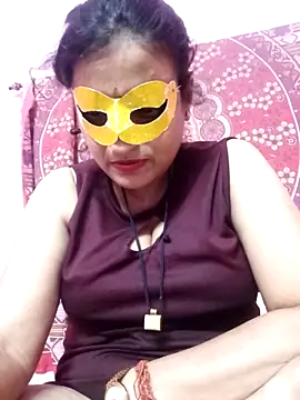 gullapi - Gullapi's free webcam - UK Sex Cams