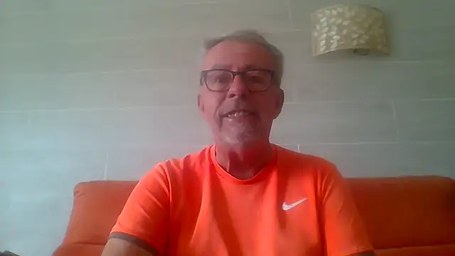 tuggy59 (M grandpa) - cum with me masurbador