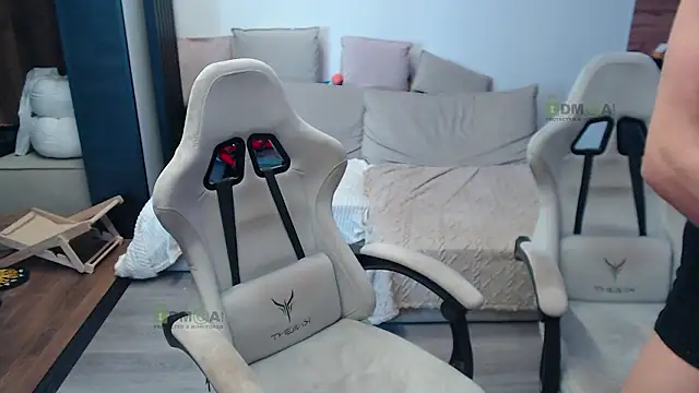 sunny-girl1 - Sunny-Girl1's free webcam - UK Sex Cams