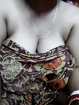 Webcam Model (BERRY_00)  is live.Free join now!