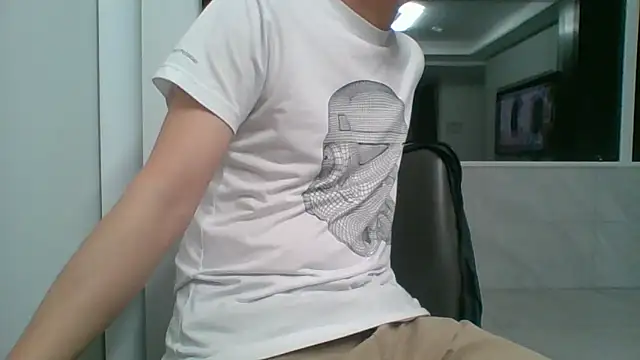 nole_china7 (Ask my age) - talk / fun / cum