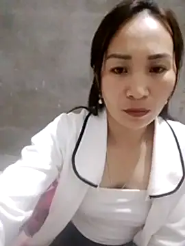 thobaby112 - Thobaby112's free webcam - UK Sex Cams