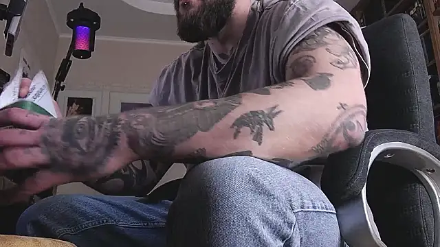 findomjason (M young) - to be a good boy is what u crave😈