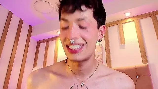 ozoriodany (M twink) - Naked