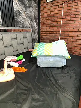 Couple_Gold69 live cam