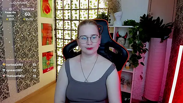 anny_twelvetrees - Anny_Twelvetrees's free webcam - UK Sex Cams