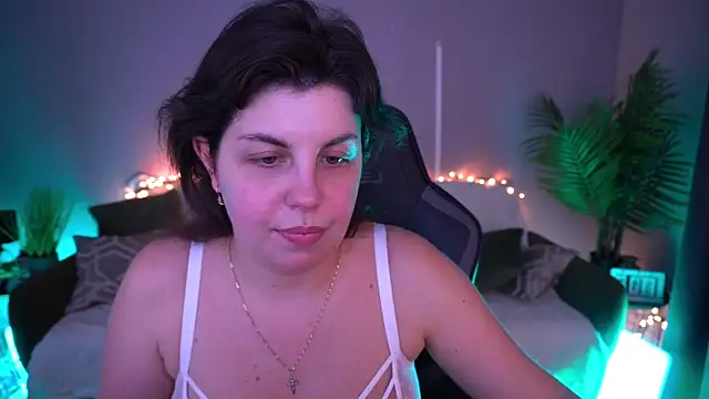 mirandawong - MirandaWong's free webcam - UK Sex Cams