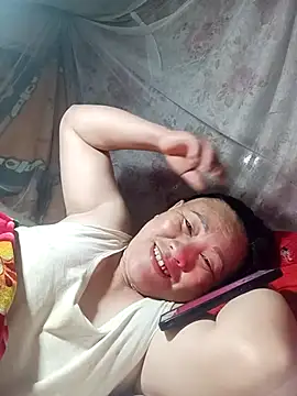 lucky_baby7 - Lucky_baby7's free webcam - UK Sex Cams