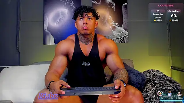 bradley_smith live sex cam