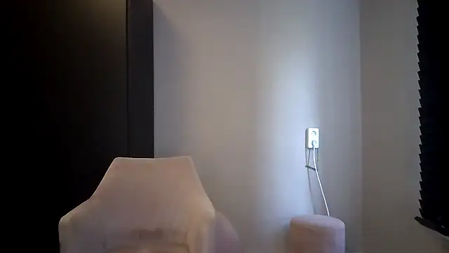 avajade xxx live show