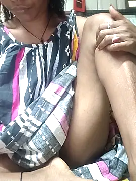 sweet-runi (F milf) - First Day First Show