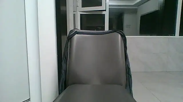 nole_china7 (Ask my age) - talk / fun / cum