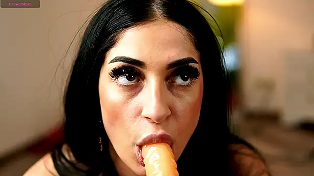 kassidyvibe - KassidyVibe's free webcam - UK Sex Cams