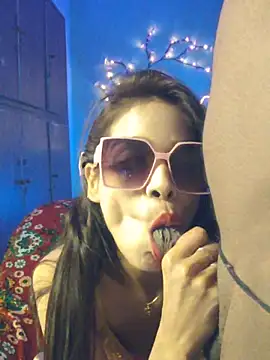 ivy_the_goddess - Ivy_the_goddess's free webcam - UK Sex Cams