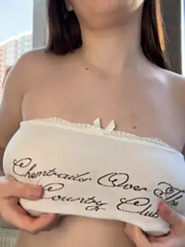 hotcherry18 (F teen) - slobbery nipples