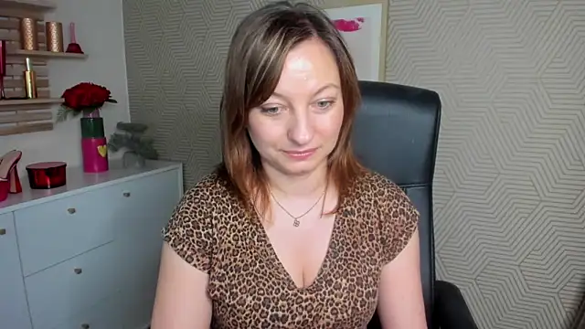 angelaSamt live sex cam