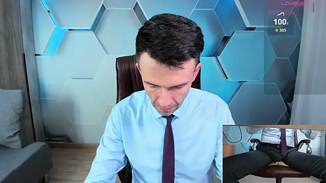 stevetiger (Ask my age) - NAKED