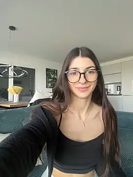 wildberry_ (F young) - show ass&boobs🍒🍑❤️‍🔥